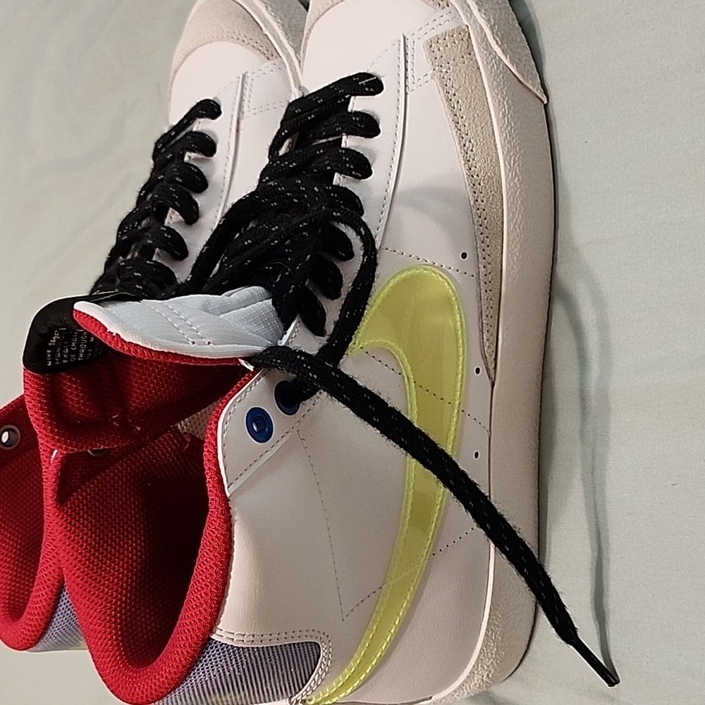 Re-selling Nike blazer mid '77